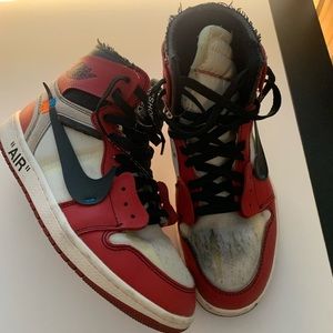 Off white Jordan 1 size 7